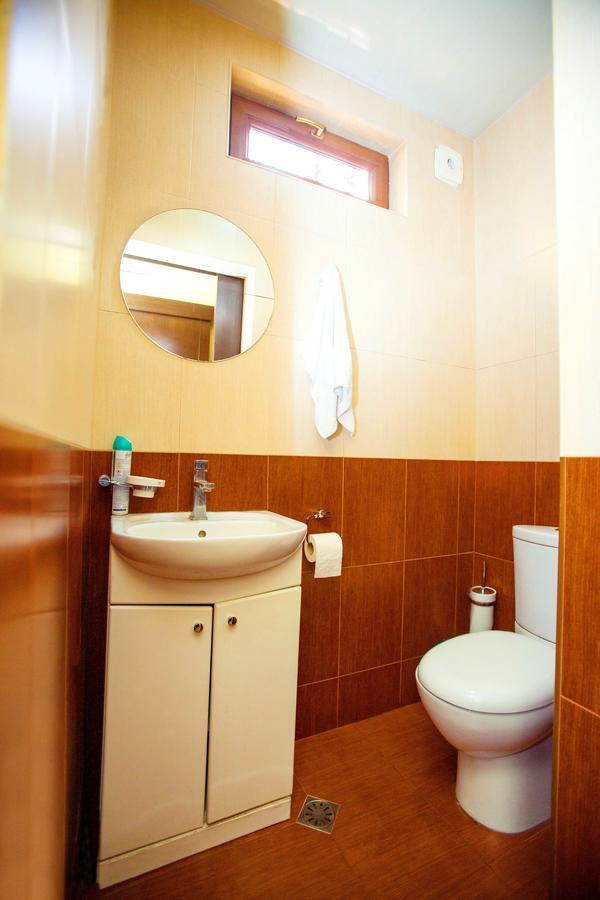 Hotel 4You Tiflis Exterior foto